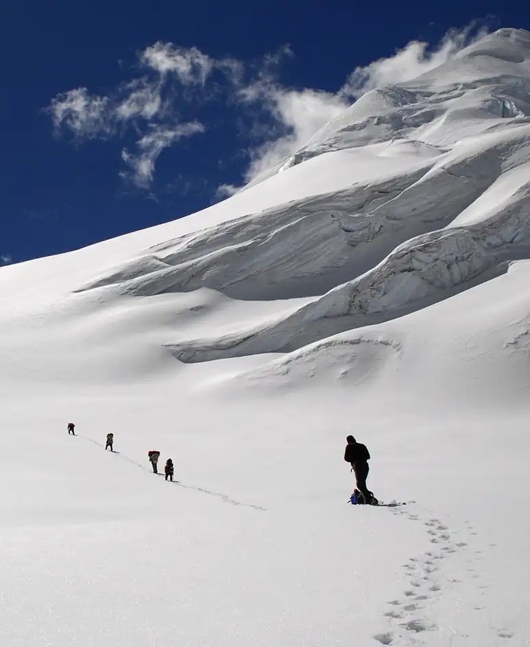 Tashi Laptsa Pass Trek 
